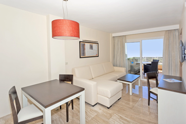 1-Bedroom Apartment
