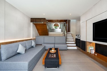 Duplex Grand Pool Villa