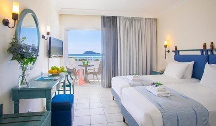 Double / Twin Room Sea View 