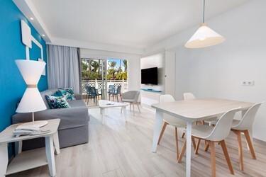 Pool View Suite with Kitchen