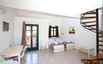  Apartment Maisonette