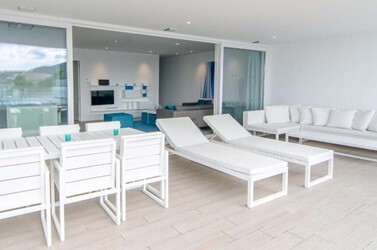 Serenity bliss 2 bedroom suite side sea view 