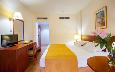 Twin Room Side Sea View