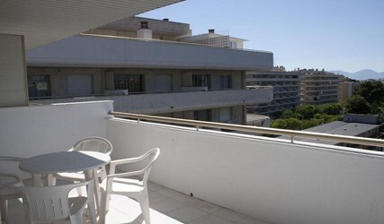 Studio (2 Adults)
