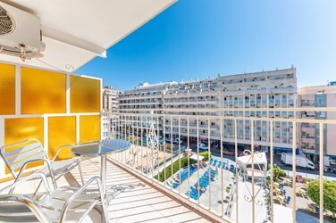 Double Pool View Room