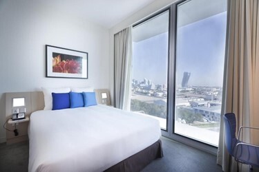 Superior Room with 1 queensize bed and sofa