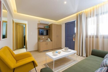 Ruby Royal Junior Suite