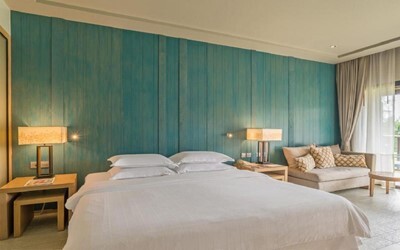 Club Deluxe Room