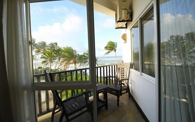Deluxe Side Sea View & Balcony