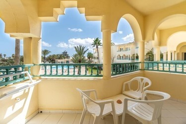 Twin Garden View