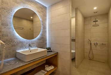 One Bedroom Suite