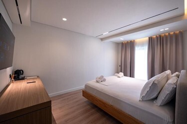 Mini Suite Side Sea View