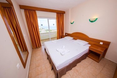One Bedroom Suite Sea View