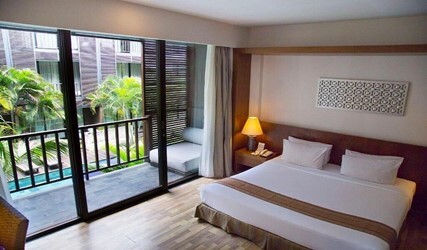 Deluxe Double or Twin Room with Pool View