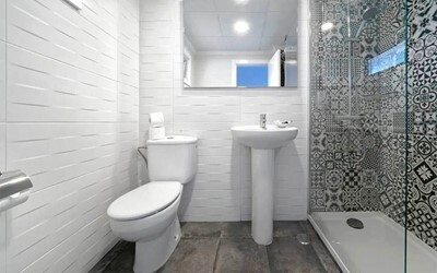 1 Bedroom Apartment Sea View