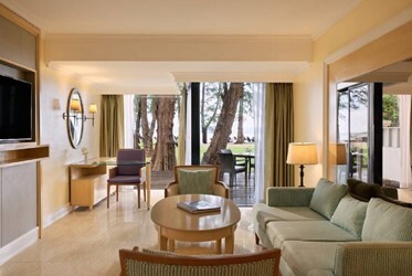 Dusit Suite