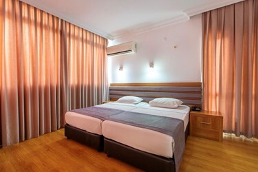 Suite Room