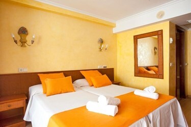 Standard Room Lateral Sea View