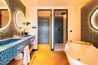 Junior Suite Room