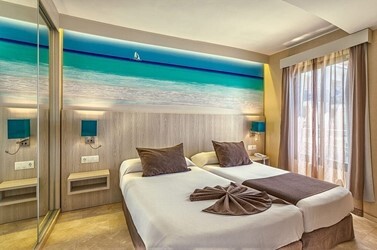 1 Bedroom Apartment Side Sea View
