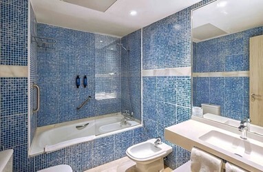 1 Bedroom Apartment Side Sea View