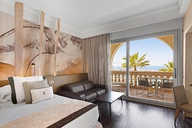 Superior Sea views