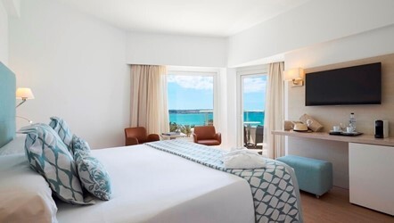 Double Room Lateral sea view