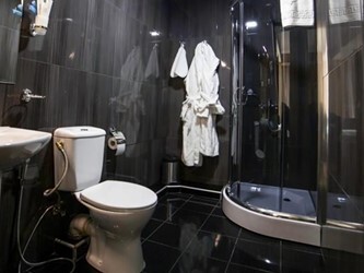 Suite with City View