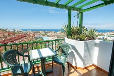 2 superior bedroom apartments