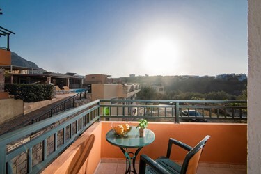 Apartment Split Level with Garden or Pool View A/C