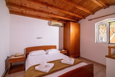 Apartment Split Level with Garden or Pool View A/C