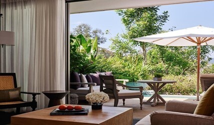 Ocean View Pool Pavilion - Two Twins