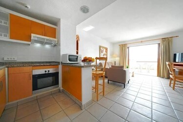 1 Bedroom Apartment Sea View
