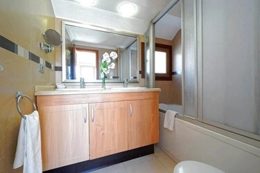1 Bedroom Apartment Sea View