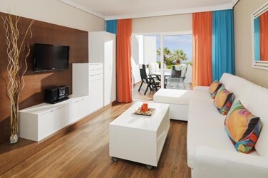 1 Bedroom Apartment with Terrace