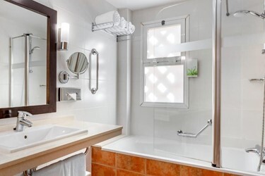 1-Bedroom Apartment