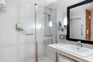 1-Bedroom Apartment