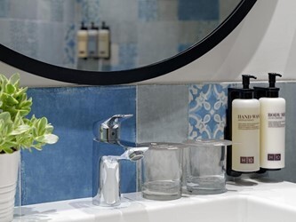 Twin / Double Room Pool View