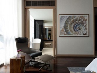 Four Seasons Executive Suite