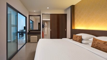1 Bedroom Suite Sea View