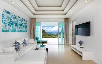 Partial Sea View Deluxe Pool Suite