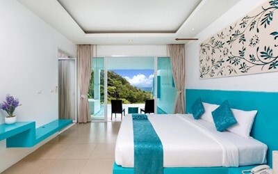 Partial Sea View Deluxe Pool Suite
