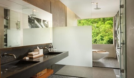 Deluxe Twin Room with Balcony and Garden View