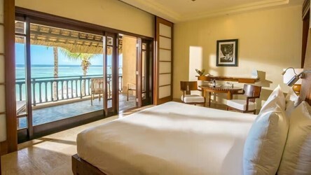 Junior Suite Beachfront (Ground Floor)