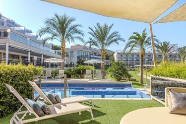 Junior Suite Swim Up