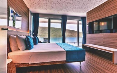 Deluxe Sea View