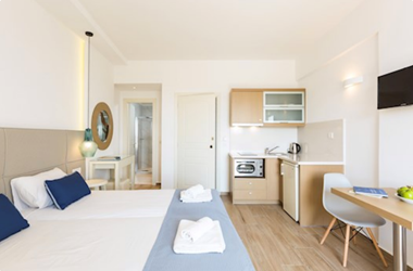 Superior Studio Pool View