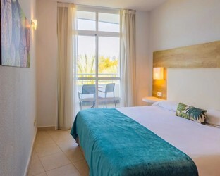 Suite Balcony or Terrace, Golf View