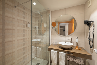 Double/Twin Standard Room