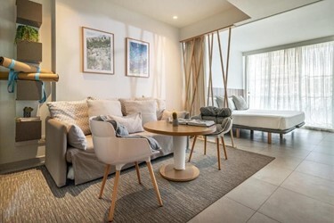 Junior Suite Room